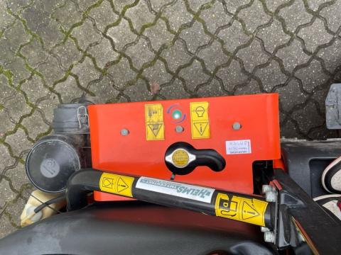 Jacobsen GP 400