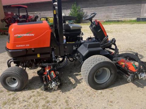 Jacobsen FAIRWAY 250