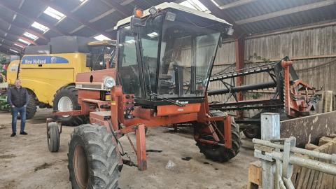 Heston 8100 Hesston 8100