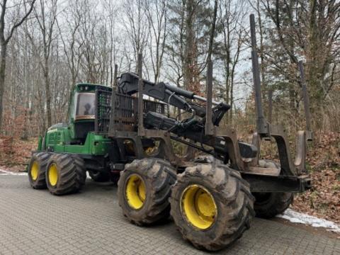 John Deere 1510