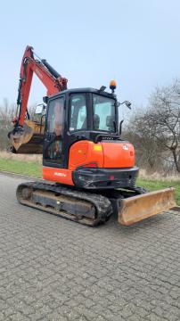 Kubota KX057-4