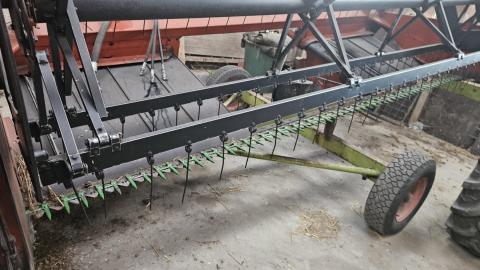 Heston 8100 Hesston 8100